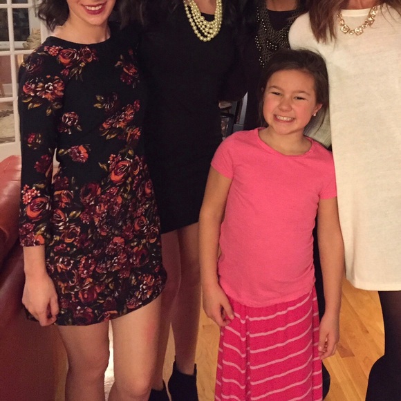 Perfect fall dress - Picture 2 of 5